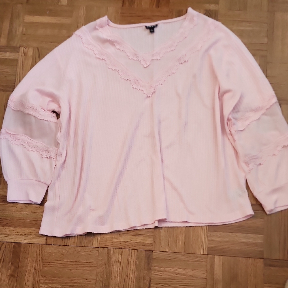 Torrid Pink Lace Trim Women's Top